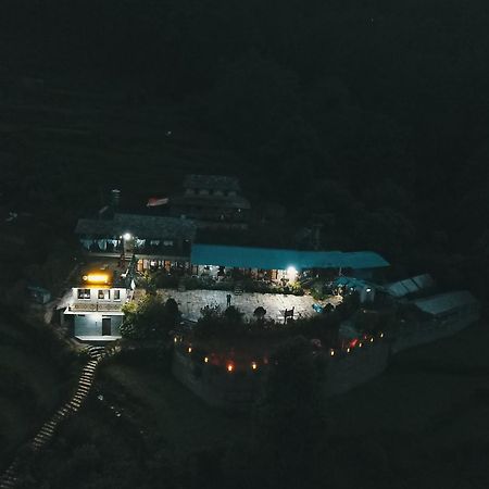 Panorama View Point Lodge And Restaurant, Annapurna-10, Ghandruk ,Agarju Astam المظهر الخارجي الصورة